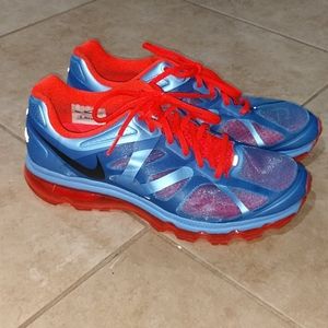 Gently used Men's Nike shoes